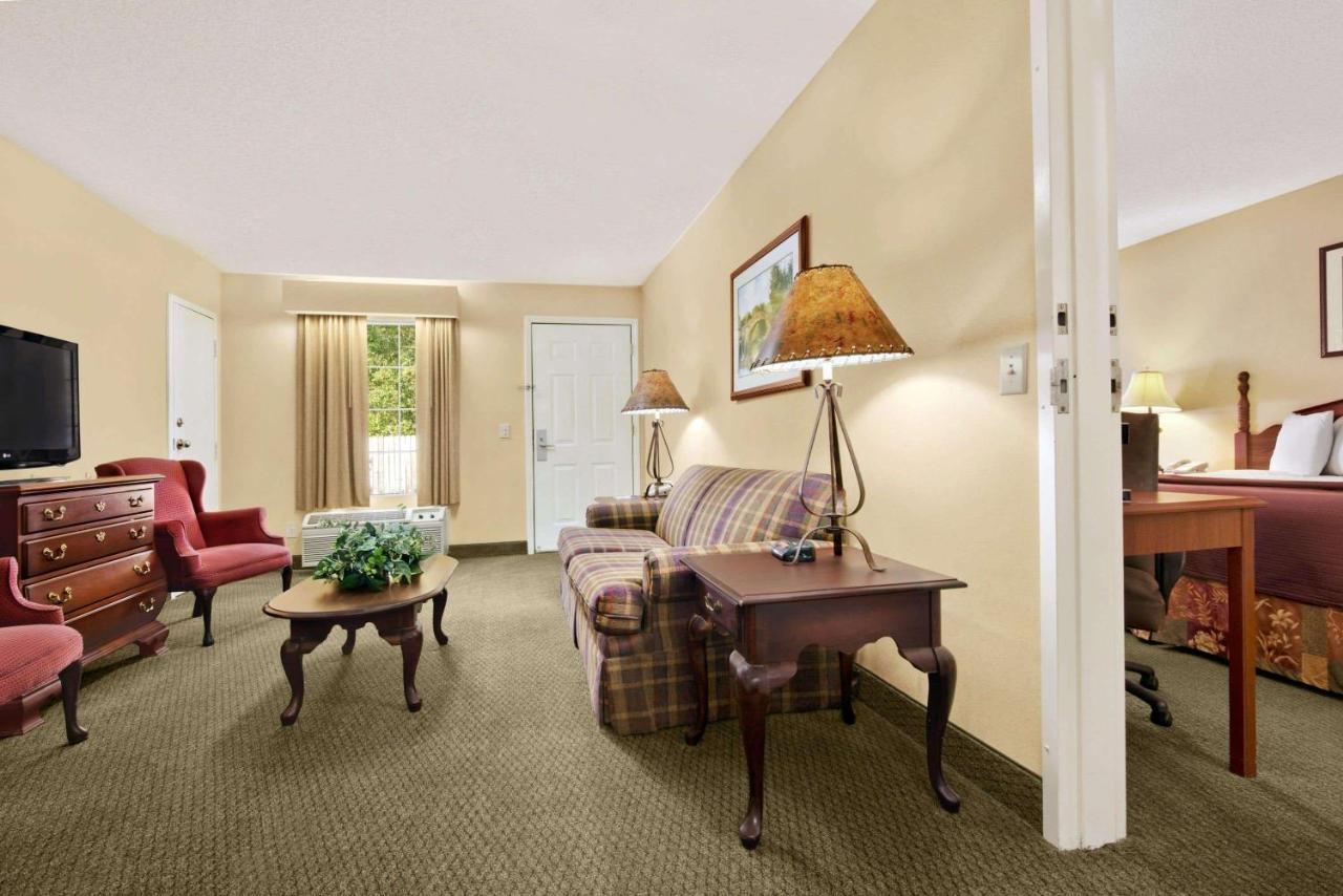 Baymont By Wyndham Eufaula Hotel Exterior foto